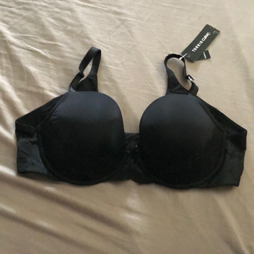 Black Torrid Back Smoothing Bra 42C